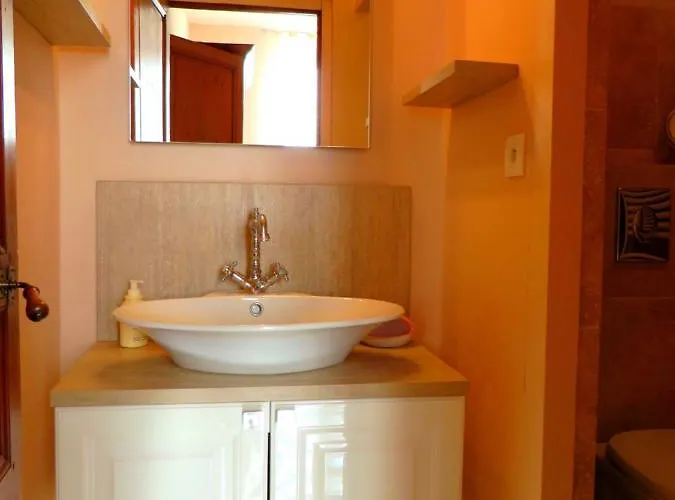 Demeure Vigneronne De Charme Pays Cathare Carcassonne Jacuzzi Blomac